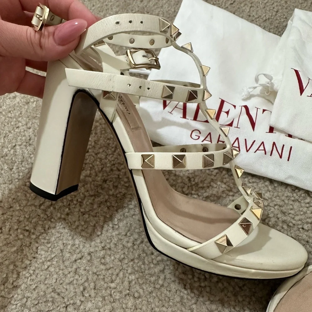 Valentino Cream Rockstud Strappy High Heel Sandals - Picture 9 of 10